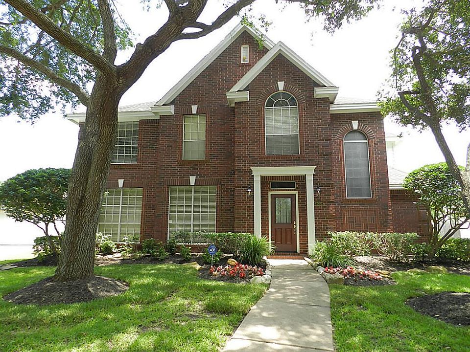 1st image of 4902 Rosebank Ct