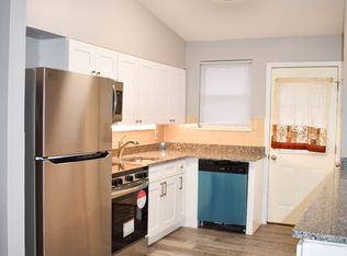 3831 Tipton Dr, Saint Louis, MO 63134