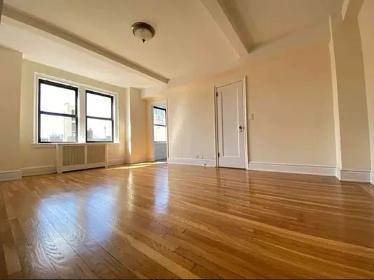 Rented by Bond New York | media 6