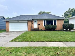 1730 Chelmsford Rd, Mayfield Heights, OH 44124