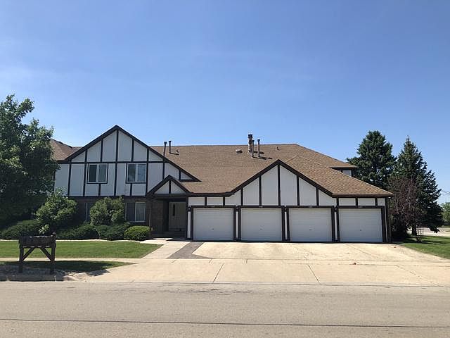 1st image of 1465 Longwood Dr #1465
