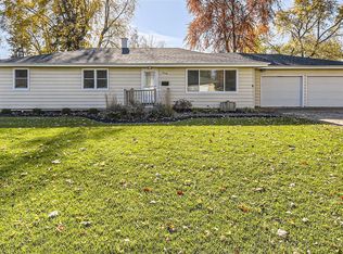 2438 Erskine Rd, Joliet, IL 60433