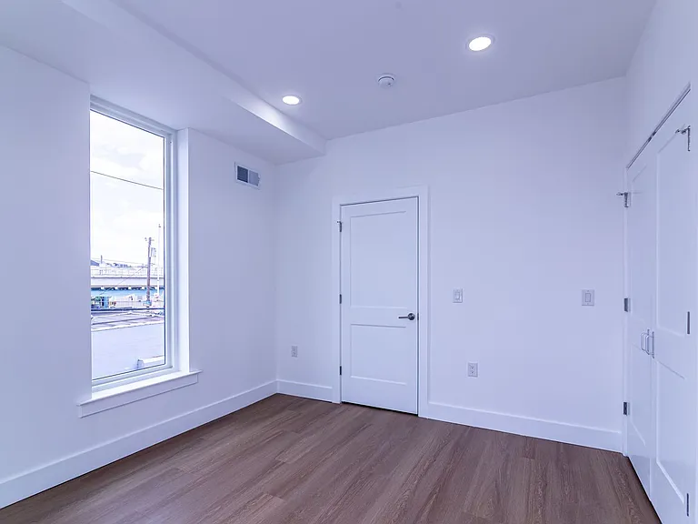 137 E Cumberland St #B — Photo 19