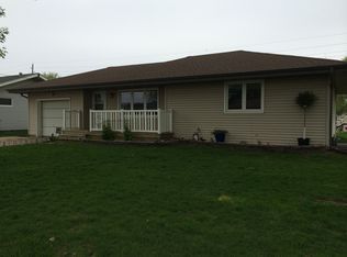 123 Airview Dr, Sergeant Bluff, IA 51054