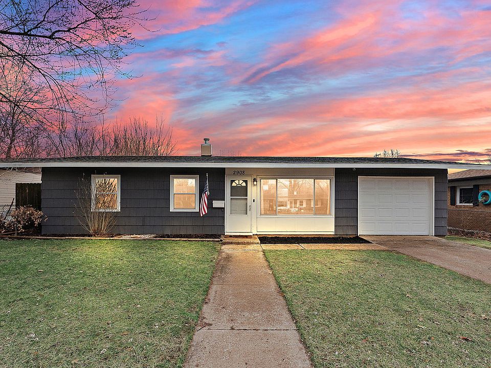 1st image of 2908 W 38th Ave