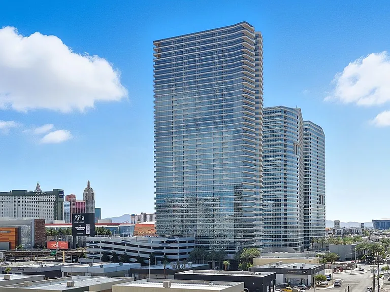 4471 Dean Martin Dr #604 — Photo 2