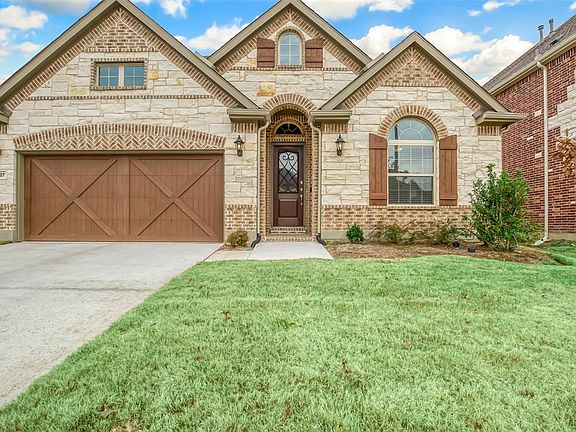 3rd image of 8227 Bristlegrass Way