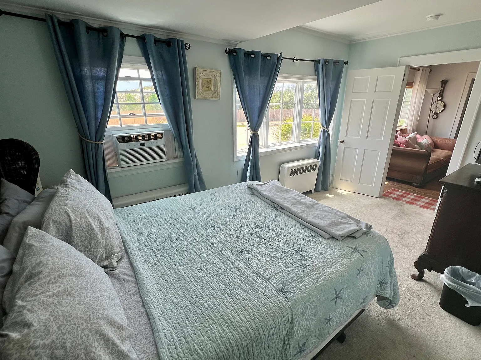 3 bed, 7000 sqft, $4,000 — Photo 2