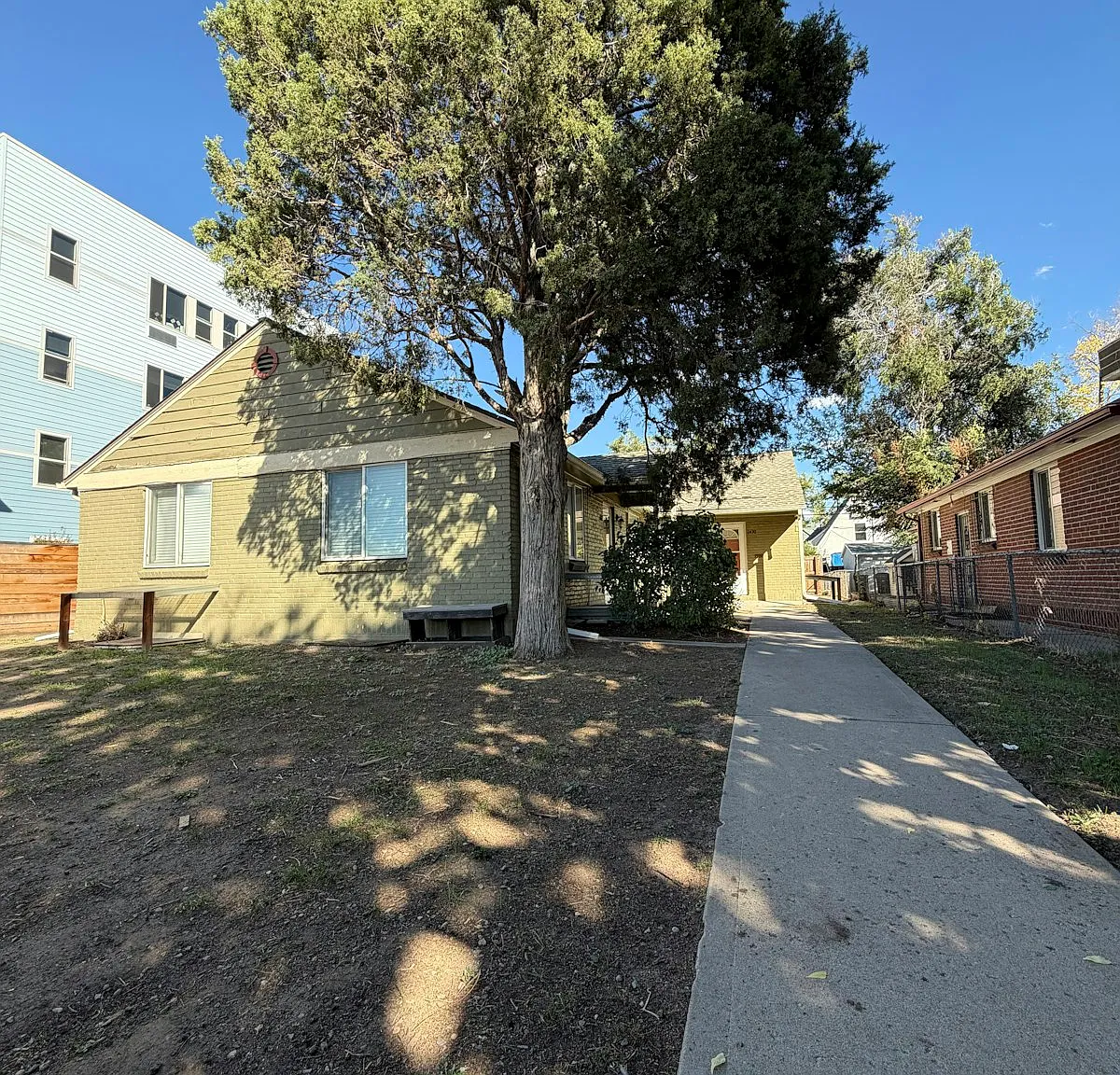 1426 Trenton Street, Unit B — Photo 1