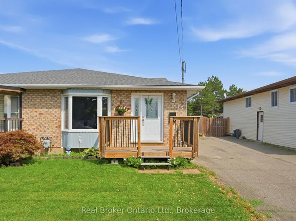 83 Commercial St, Welland, ON L3B 5Y8