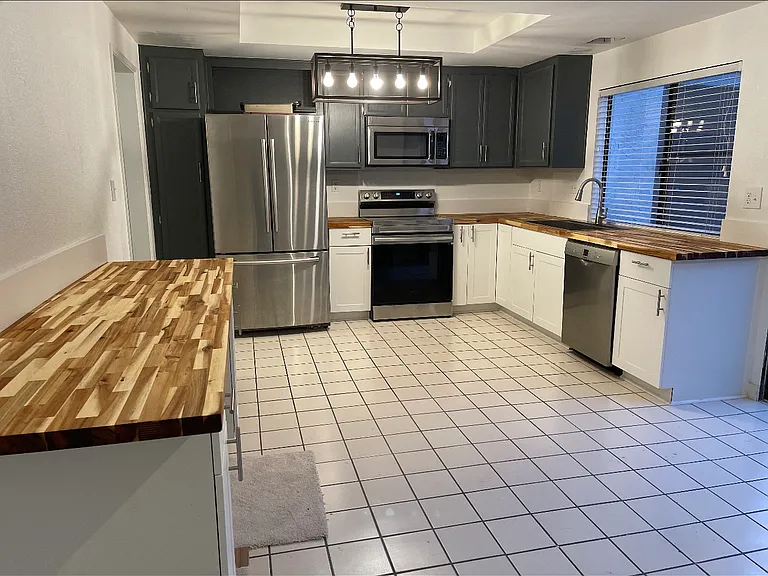 1651 S Juniper St #134 — Photo 8