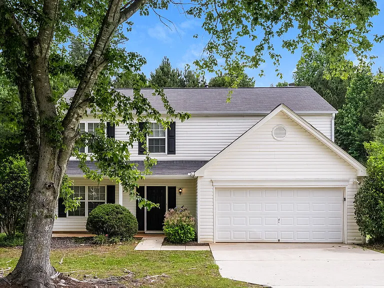 626 Stonecrest Dr — Photo 1