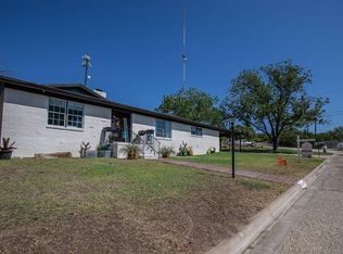 319 Edgemont Rd, Sonora, TX 76950