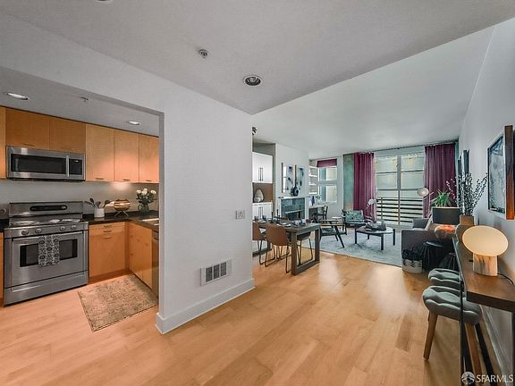 2nd image of 530 Chestnut St APT 408