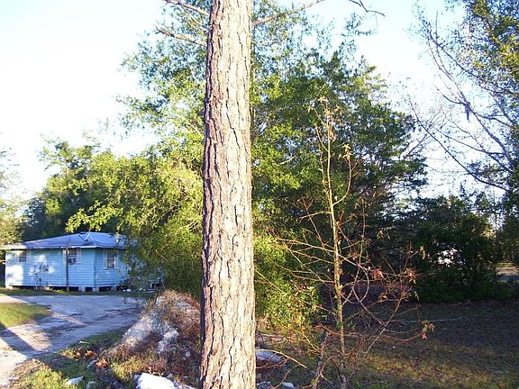 3rd image of 200 Beaver Ln