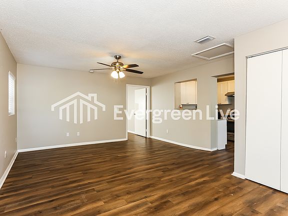 5th image of 9581 Aberdare Ave W