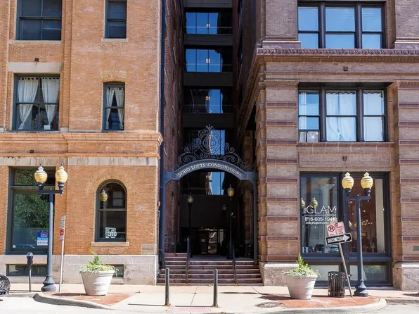 308 W 8th St APT 409, Kansas City, MO 64105