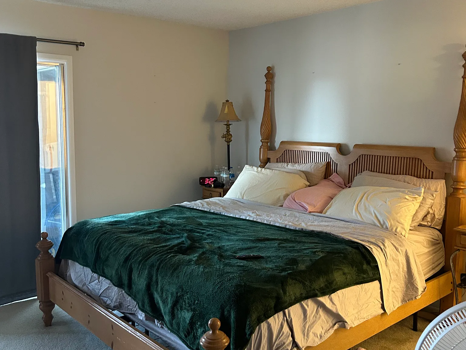 2 bed, 1000 sqft, $1,500 — Photo 3