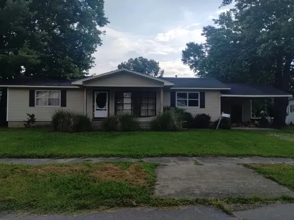 104 S Sebree St, Earlington, KY 42410
