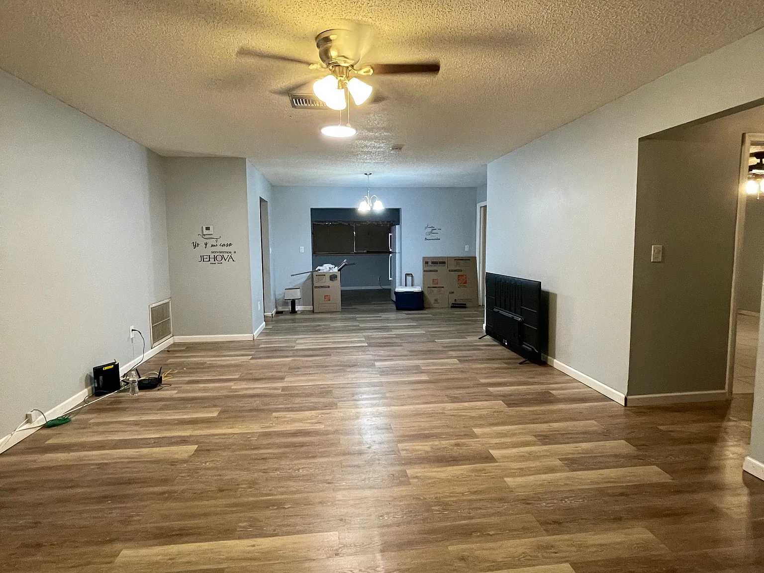 3 bed, 1800 sqft, $2,800 — Photo 2