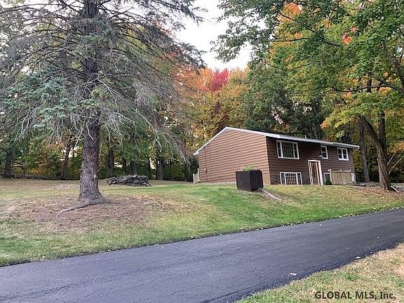 3rd image of 47 Mannix Rd