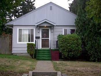 2nd image of 1925 Gregory Way