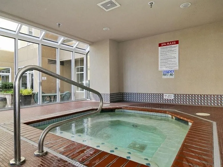 Jacuzzi