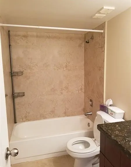 110 Lake Emerald Dr #409 — Photo 11