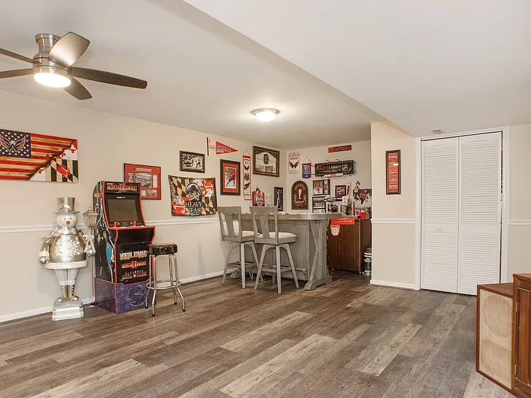8008 High Oak Rd — Photo 46