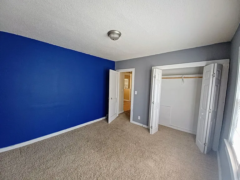 843 S Holyoke St — Photo 12