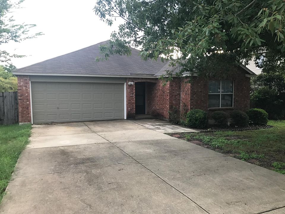 1st image of 430 Yellowwood Dr