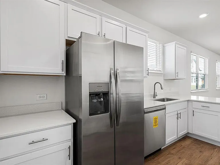 2517 Violet Theo Ln — Photo 15