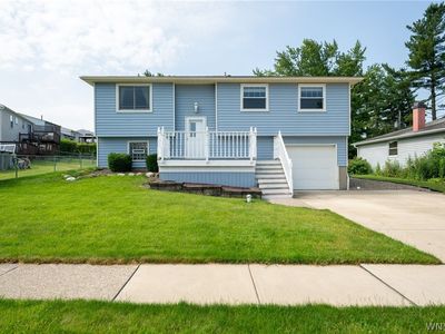 3933 Sharondale Dr, Hamburg, NY, 14075