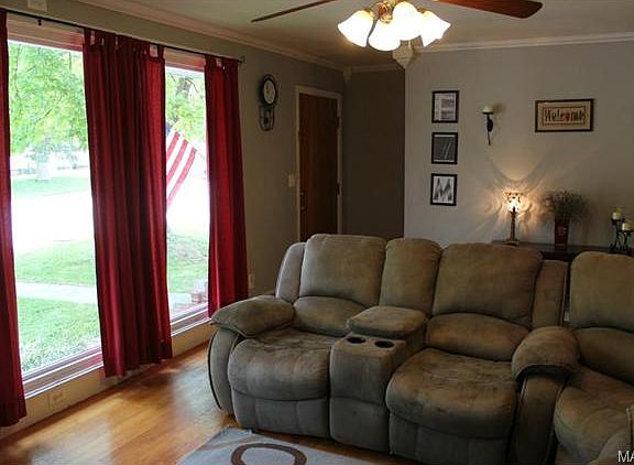 5th image of 471 Circle Dr