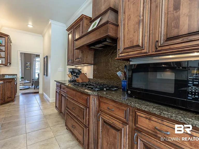 7316 Northbrook Cir — Photo 20