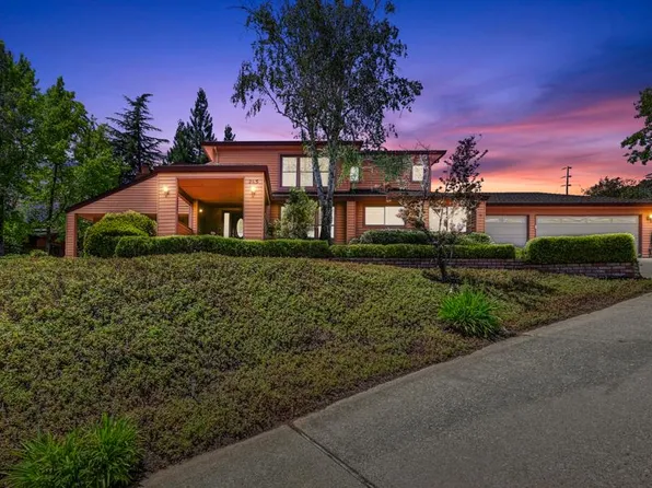 265 Hidden Creek Dr, Auburn, CA 95603