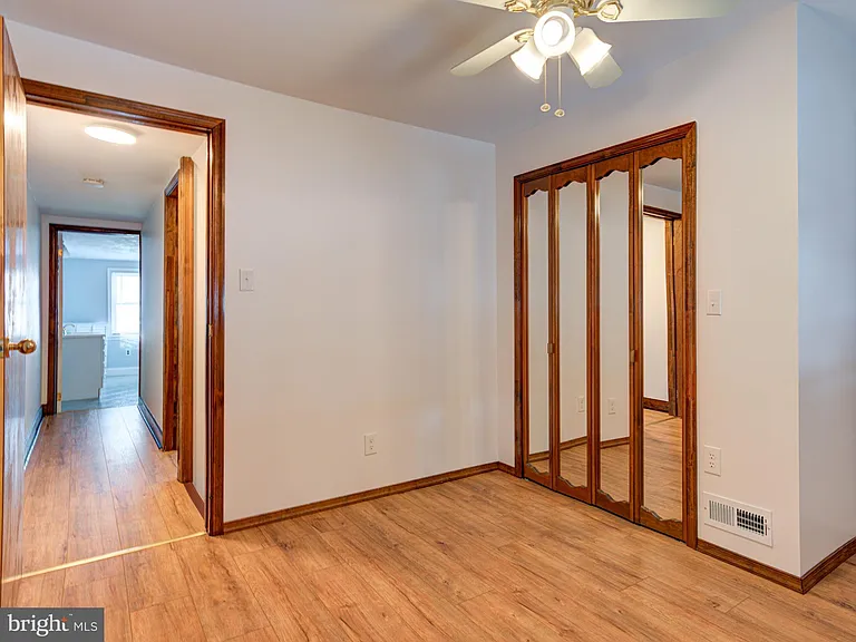 2250 Ritter St — Photo 13