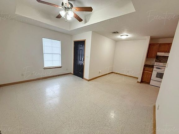 3rd image of 2220 N Malcolm St #A