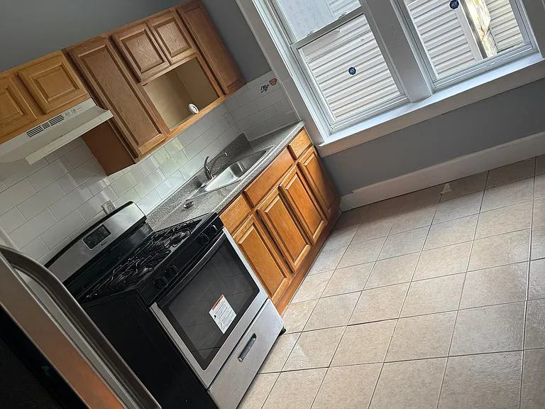 193 Munn Ave #1 — Photo 2