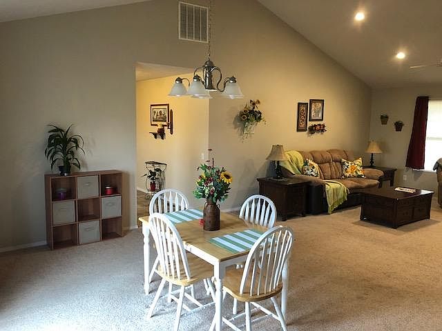 2nd image of 17568 Farm Road 1150