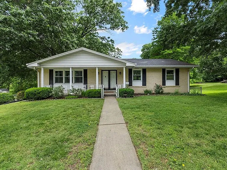 2838 Hopper Rd — Photo 1