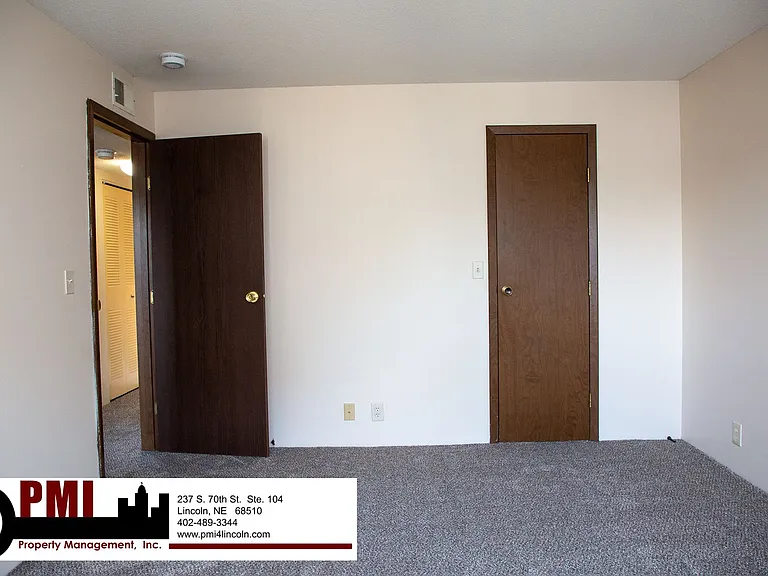 Cheerio Apartments — Photo 22
