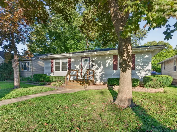335 S Mazon St, Coal City, IL 60416