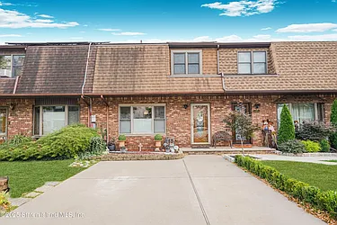 816 Sinclair Avenue, #1