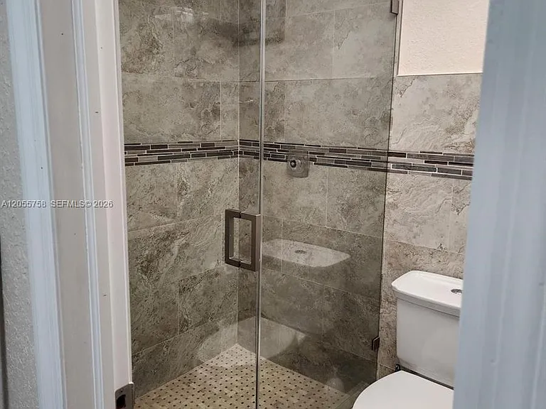 11130 N Lakeview Dr #1 — Photo 13