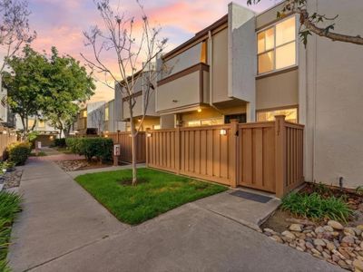 3549 Castle Glen Dr Unit 117, San Diego, CA, 92123