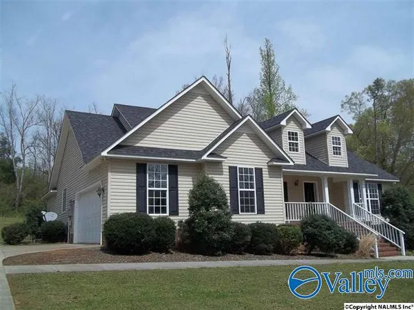 4708 State Highway 79 S, Guntersville, AL 35976