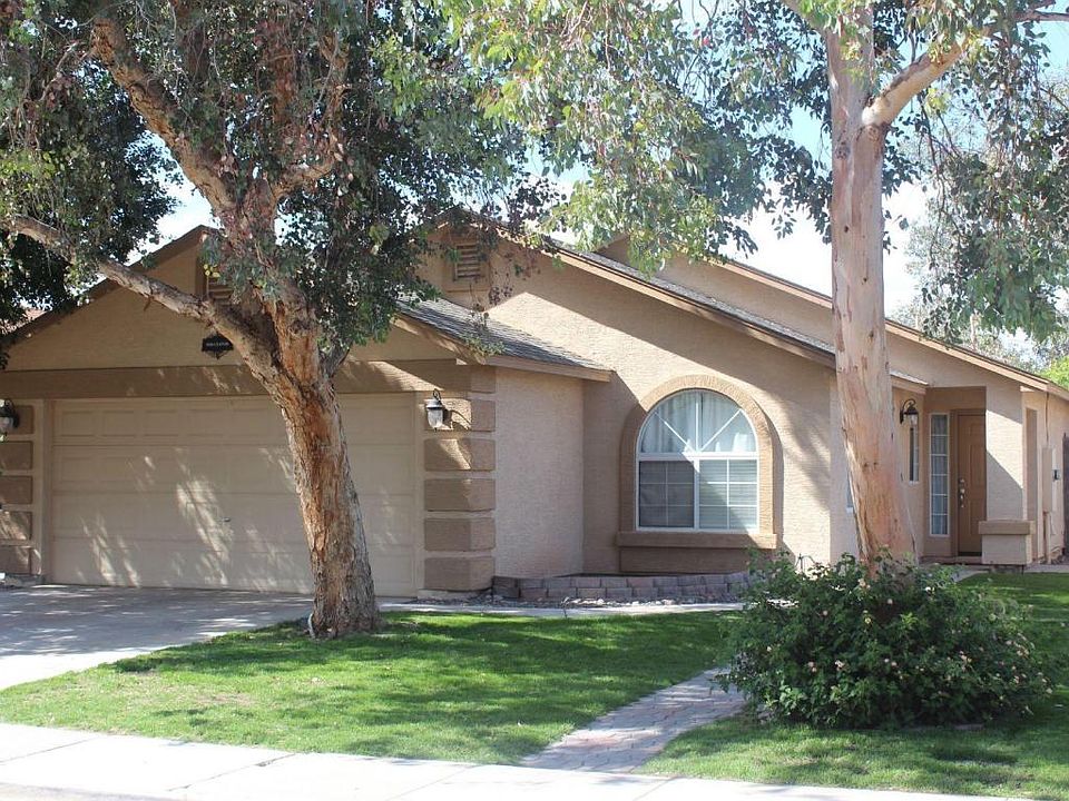 1st image of 8536 E Clovis Ave