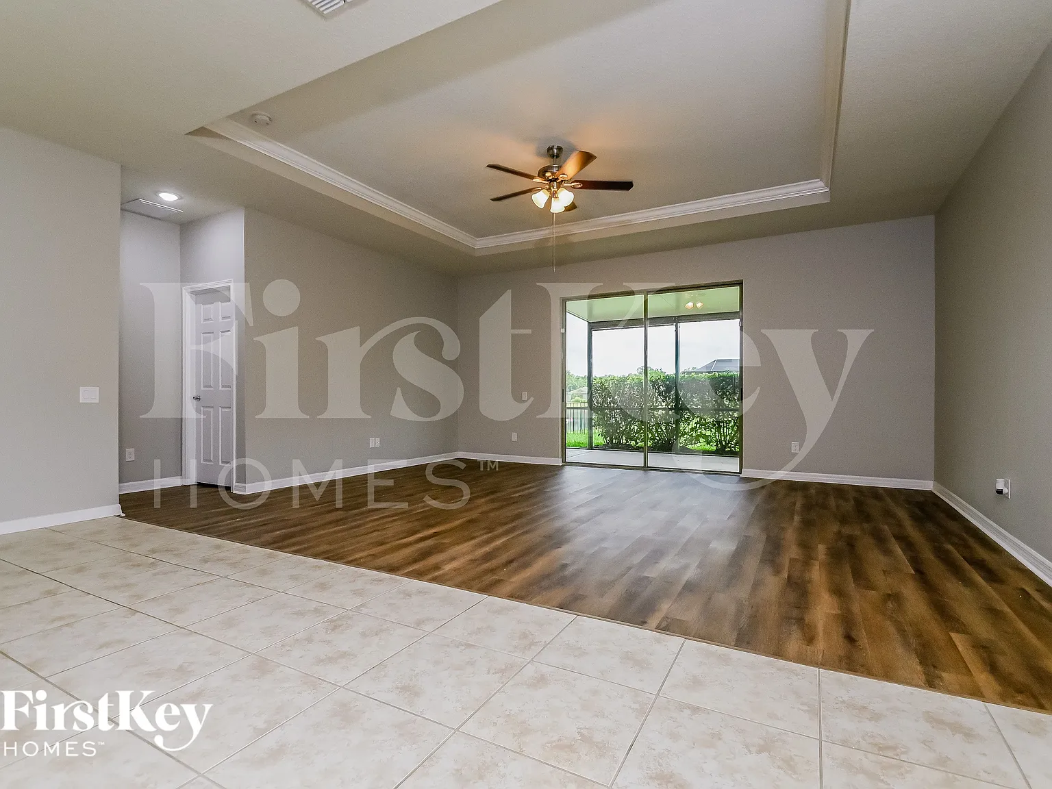 3 bed, 2.0 bath, 2144 sqft, $2,570 — Photo 2