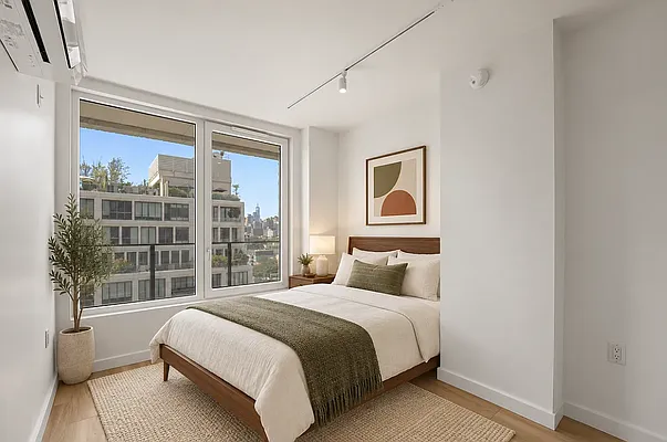 Bedroom, photo 2